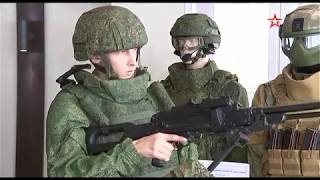 В технополисе «ЭРА» представили экзоскелет для экипировки российских солдат будущего (27.07.2019 09:46)