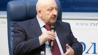 Гаджимет Сафаралиев: Нужно создавать центры по изучению русского языка в странах СНГ