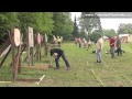 Kravaře: soutěž v házení nožem a sekerou