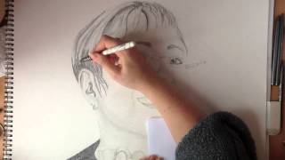 Dessiner un portrait au crayon à papier │Tombow