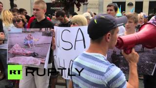 В Киеве прошла акция протеста против американского присутствия на Украине