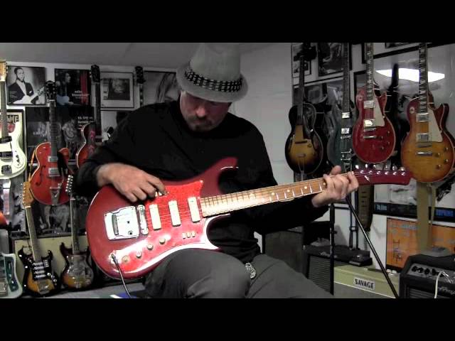 filmik rosyjska gitara ural! coz za brzmienie!