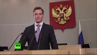 В коридорах власти: корреспондент RT побывал в Большом зале заседаний Государственной думы