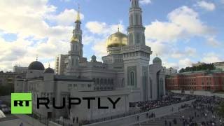 В соборной мечети Москвы прошли мероприятия по случаю Ураза-байрама
