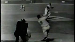 Roger Maris - 61st Home Run - October 1, 1961 S706 — Artful