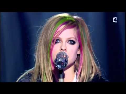 Maxim Exclusive Avril Lavigne 2010 November Cover Shoot dlo3hkyot 92 