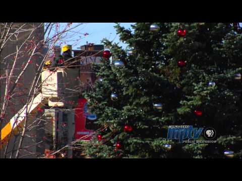 100 Years of the Milwaukee Christmas Tree | Ange Niestuchowski, Tree Decorator for the City