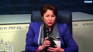 Сенатор Елена Перминова выступает за уплату НДФЛ по месту жительства
