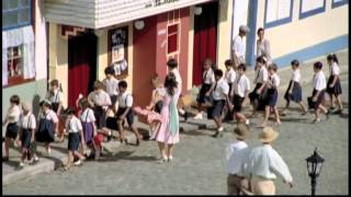 Uma Professora Muito Maluquinha (2010) - TRAILER OFICIAL