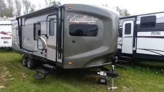 2016 ViewFinder Signature 24SD Ultra Lite Travel Trailer by Cruiser RV @ Camp-Out RV in Stratford
