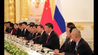 В Кремле китайскую делегацию накормили сморчками и черной икрой