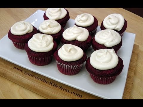 Vitale's vitale / cupcakes laura  by tiramisu Cupcake  Youtubers   Videos Laura Youtubers Recipes