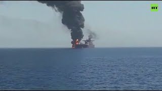 В Оманском заливе загорелись два нефтяных танкера (14.06.2019 15:01)