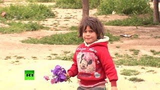 «Хочу, чтобы всё было как раньше»: сирийским детям приходится выживать на улицах (04.05.2019 10:36)