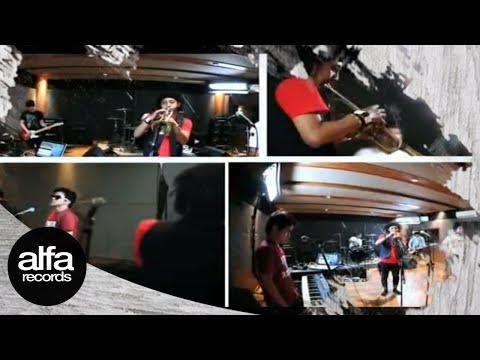 Aku Bukan Musuhmu (Feat. Erwin Saz)