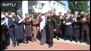 Кадыров станцевал лезгинку на выборах в Чечне