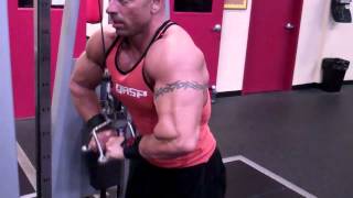 Charles Glass triceps pushdownCharles Glass triceps pushdown