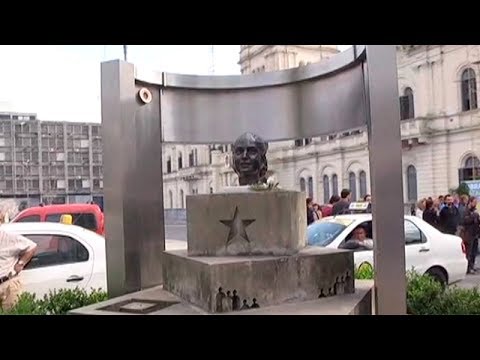 Acto en Plaza Mansilla a 65 años del fallecimiento de Eva Perón
