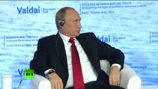 Владимир Путин принимает участие в дискуссионном клубе «Валдай»