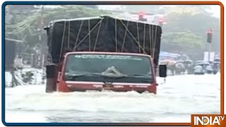 Mumbai rains: Incessant rain triggers flood-like situation in Maximum cityMumbai rains: Incessant rain triggers flood-like situation in Maximum city