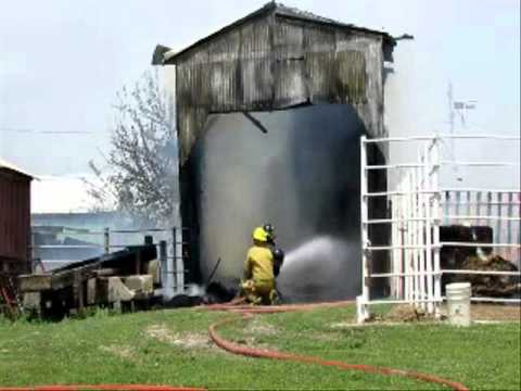 Video: Fire Destroys Building at Iowa Animal Auction - Animal