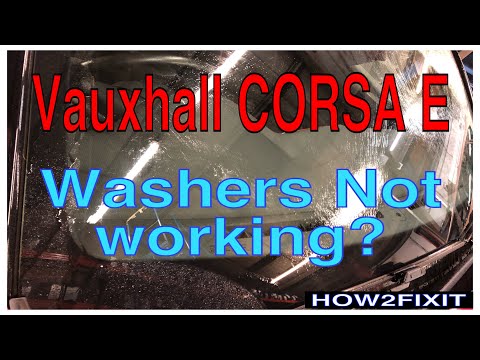 Come smontare la pompa e la vaschetta del liquido lavavetri della Opel Corsa