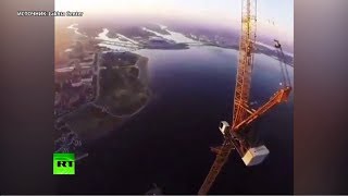 «Офис» на высоте 462 метра: монтажник снял видео со шпиля комплекса «Лахта-центр» в Петербурге