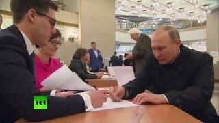 Путин проголосовал на выборах в Госдуму