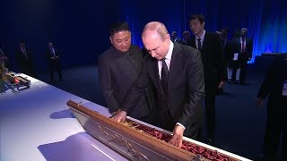 «Сила и душа народа»: Ким Чен Ын подарил Путину меч (26.04.2019 07:50)