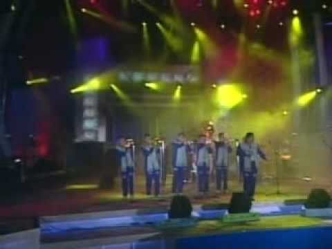 Ojitos Verdes - Arrolladora Banda El Limon
