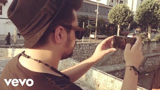 Elvana Gjata – Love me MobilePhoneVideo ft. Bruno Elvana Gjata – Love me MobilePhoneVideo ft. Bruno
