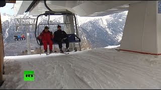 Перерыв на лыжи: Путин и Лукашенко прокатились на двух склонах в Сочи (14.02.2019 09:52)