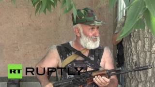 В Ереване вооруженная группа отказывается сдаваться до освобождения Сефиляна