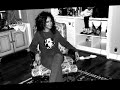 RIHANNA - Do Ya Thang RIHANNA - Do Ya Thang