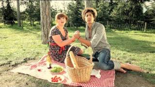 Max Boublil & Luce – Moyen Moyenne Max Boublil & Luce – Moyen Moyenne