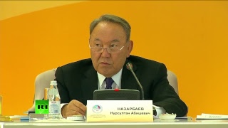 Путин принимает участие в заседании Форума межрегионального сотрудничества РФ и Казахстана