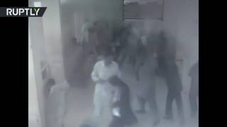 Момент взрыва в пакистанской больнице, унесшего жизни 97 человек