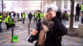 В облаке слезоточивого газа: корреспондент RT пострадала в ходе протестов в Париже