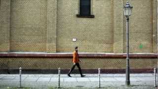 Dagobert - Schnulzensänger aus den Bergen (TRAILER) Dagobert - Schnulzensänger aus den Bergen (TRAILER)