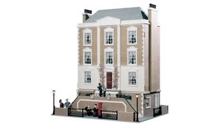 The Dolls House Emporuim Grosvenor Hall and Basement
