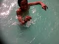Photo Ngewe Di Kolam