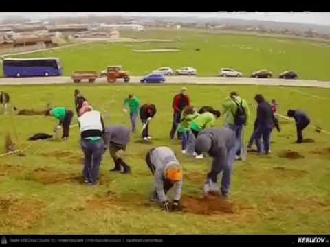 VIDEOCLIP Plantare de primavara pentru Padurea Copiilor / aprilie 2014