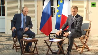 Путин и Макрон делают совместное заявление для прессы (20.08.2019 14:36)