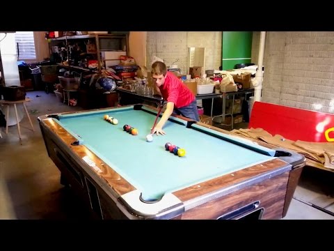 Amazing pool trick shots! (People are Awesome) - UCIJ0lLcABPdYGp7pRMGccAQ