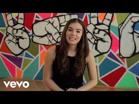 Hailee Steinfeld - ASK:REPLY - UC2pmfLm7iq6Ov1UwYrWYkZA