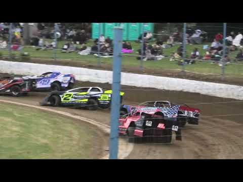 Super Saloon Race 1 3 Jan Waikaraka Park Speedway - dirt track racing video image