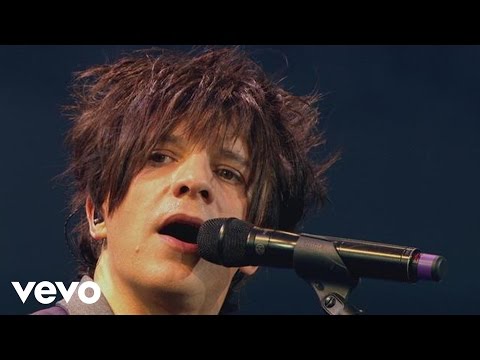 Indochine - Le lac (Putain de Stade au Stade de France 2010) - UCRviBuIq7NHYrQ4PlEfof7w