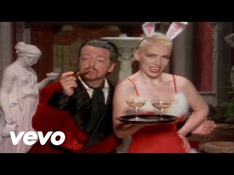 Eurythmics - The King and Queen of America (Official Video) - UCYkW00cPFkp1UzYON7XZB2A