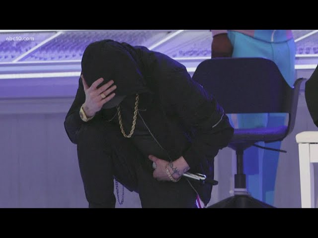 Did the NFL Ask Eminem Not to Kneel?