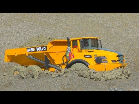 RC VOLVO IN THE MUD! HEAVY AND STRONG VOLVO A45G WORK IN THE SLUSH! FANTASTIC RC MACHINES WORK HEAVY - UCT4l7A9S4ziruX6Y8cVQRMw